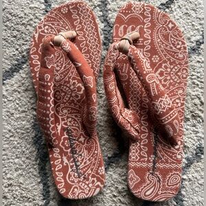 Free People flip flops